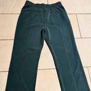 Lululemon Women's Softstreme High-Rise Pant Regular in size 10
